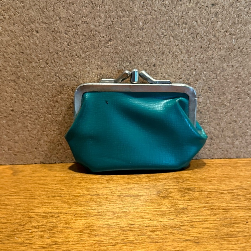 Vintage Teal Blue Colored Coin Purse Wallet with Kiss-Lock - Picture 2 of 5